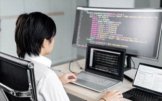 邵阳 api php源码,下载的php源码怎么运行呢？